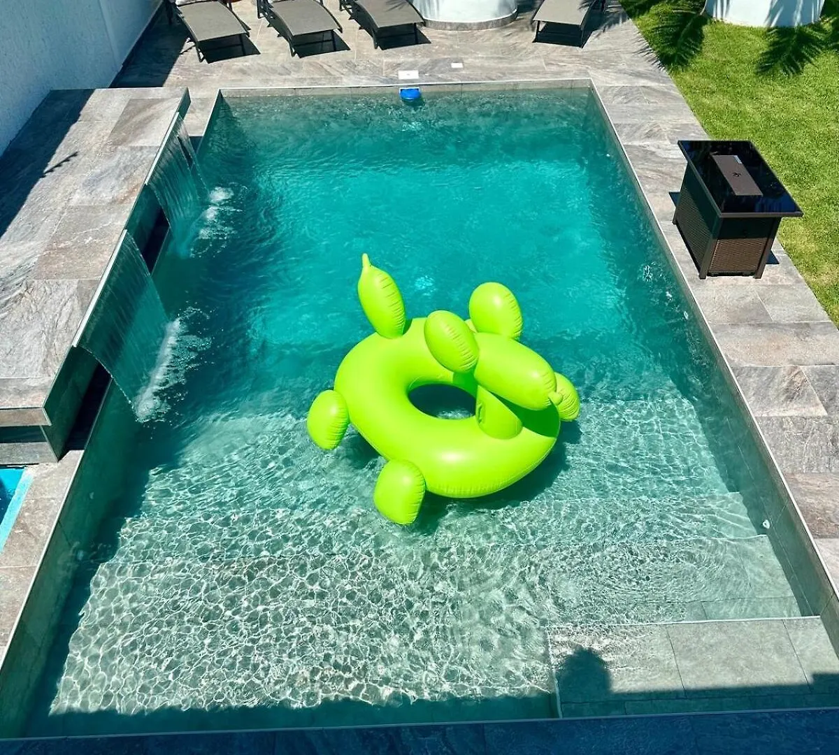 Lit King, Netflix & Piscine, Propre & Neuf Cozumel