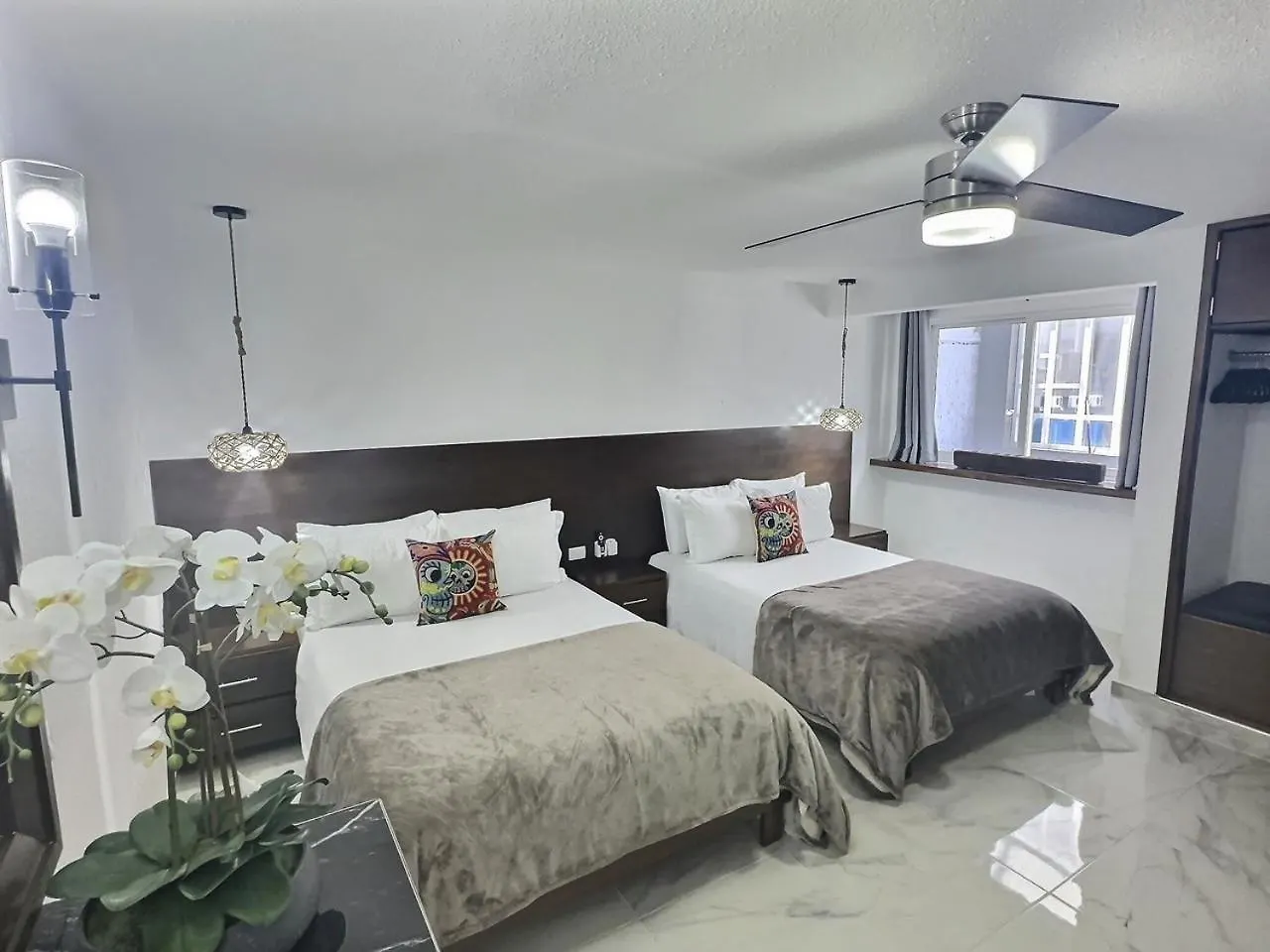 Apartment Lit King, Netflix & Piscine, Propre & Neuf